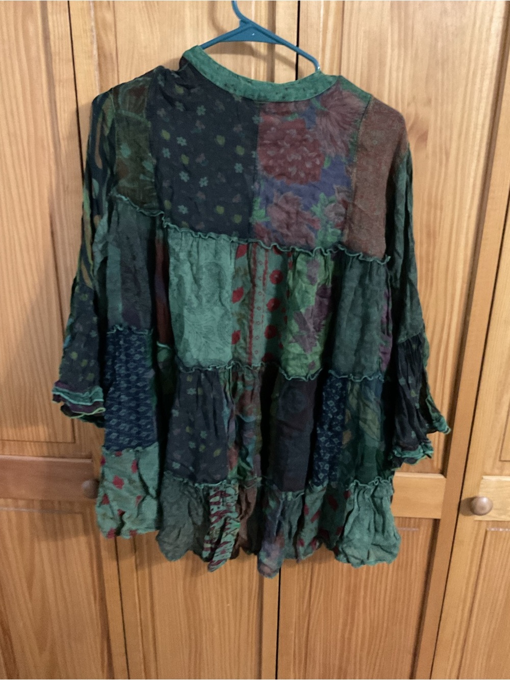 Young Threads Boho Chic Patchwork Green Tunic NWT - Picture 4 of 4